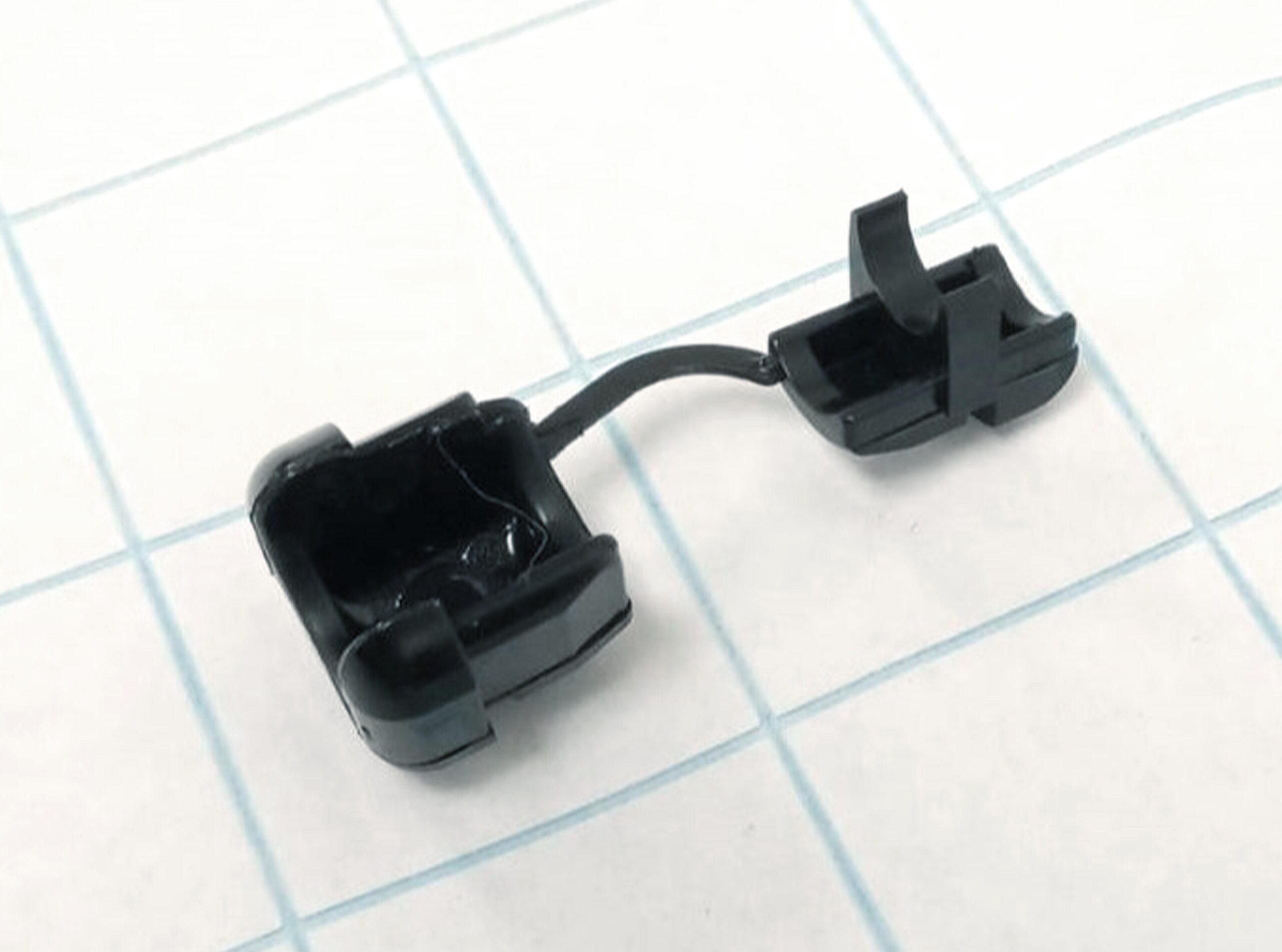 14|12, 14|bx, 14|cx, 18|bx, 18|cx Bandsaw Strain relief - Image 1