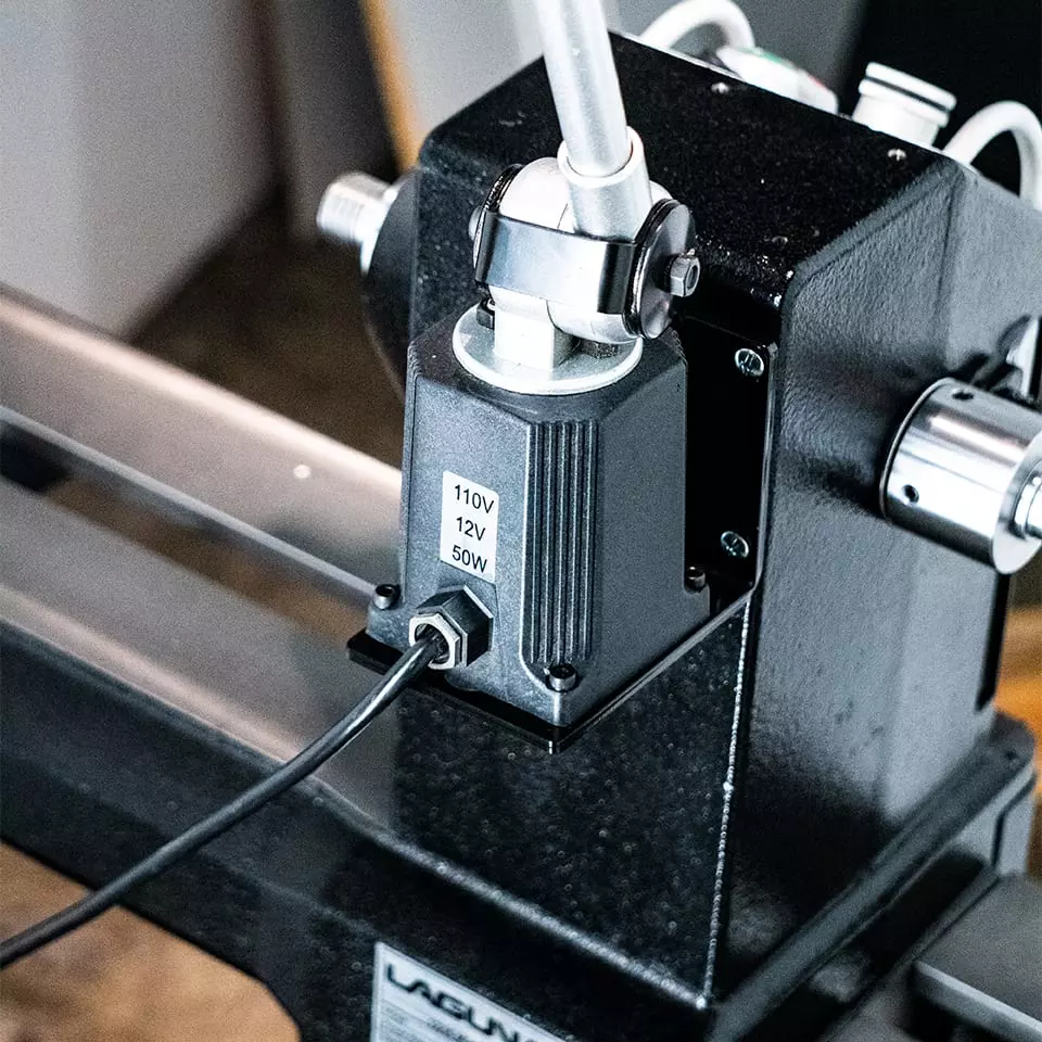 REVO 12|16 & 15|24 Headstock L-Bracket - Image 1